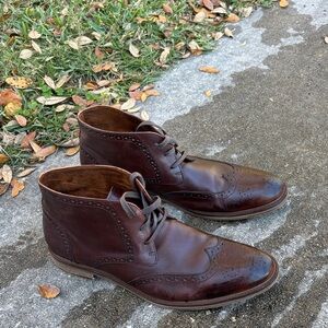 Elegant Brown Leather Chukka Boots
